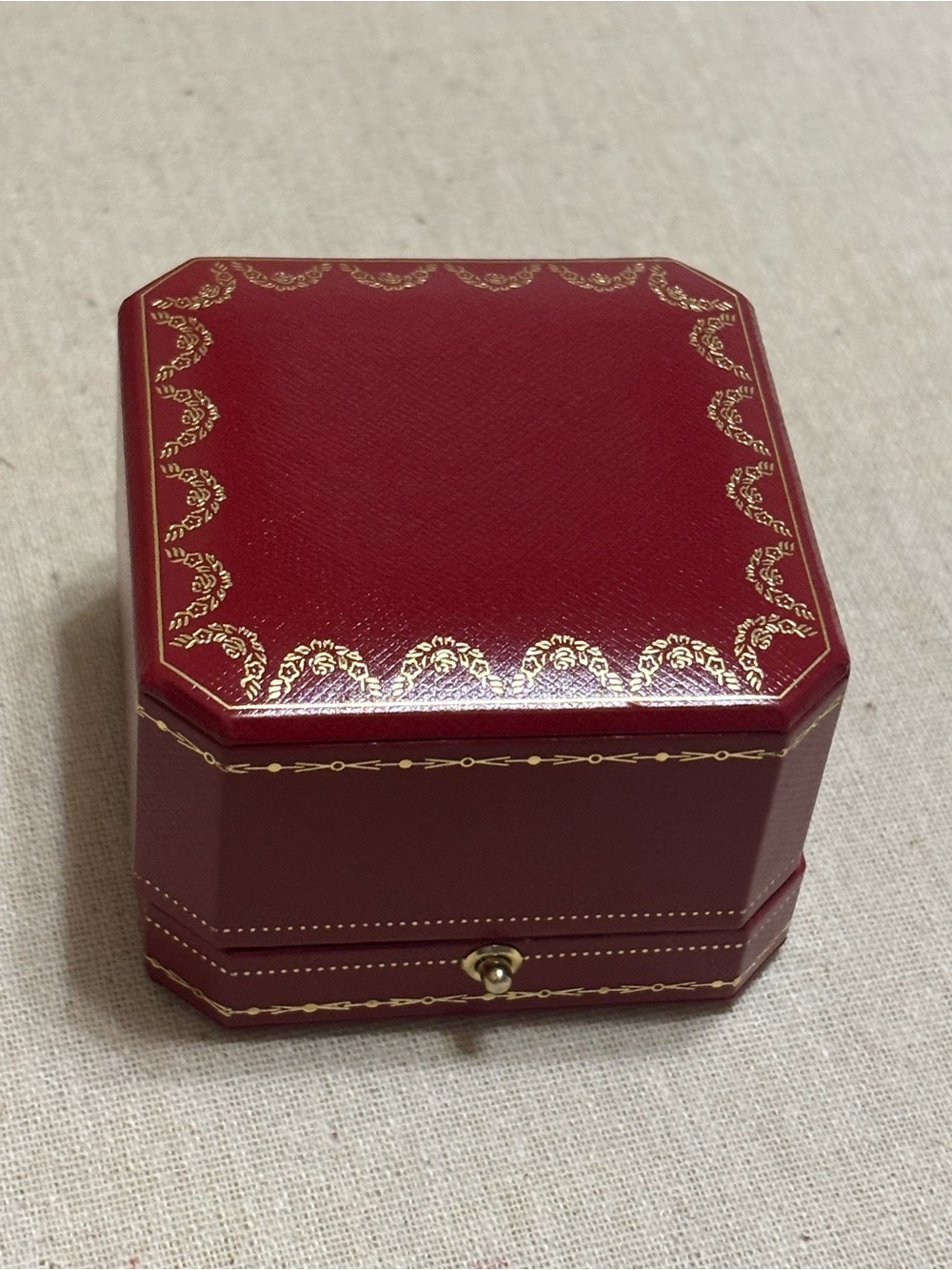 Cartier Ring Box like new condition 3x3 x2